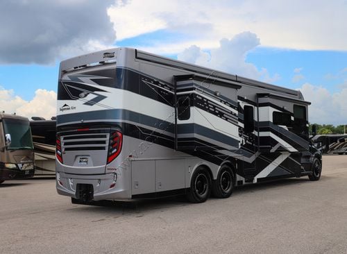 2026 Newmar Supreme Aire 4505 Super C