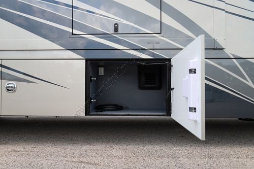 2026 Renegade Rv Verona Le 38LDG