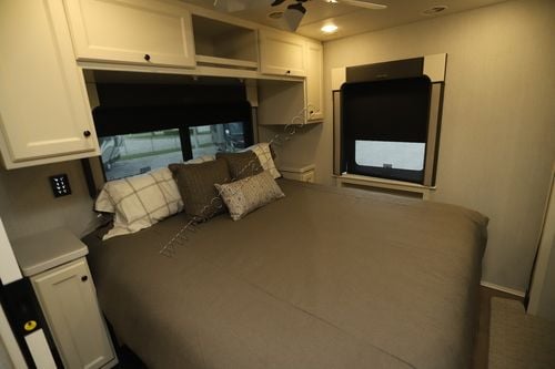 2026 Tiffin Motor Homes Allegro 29NA