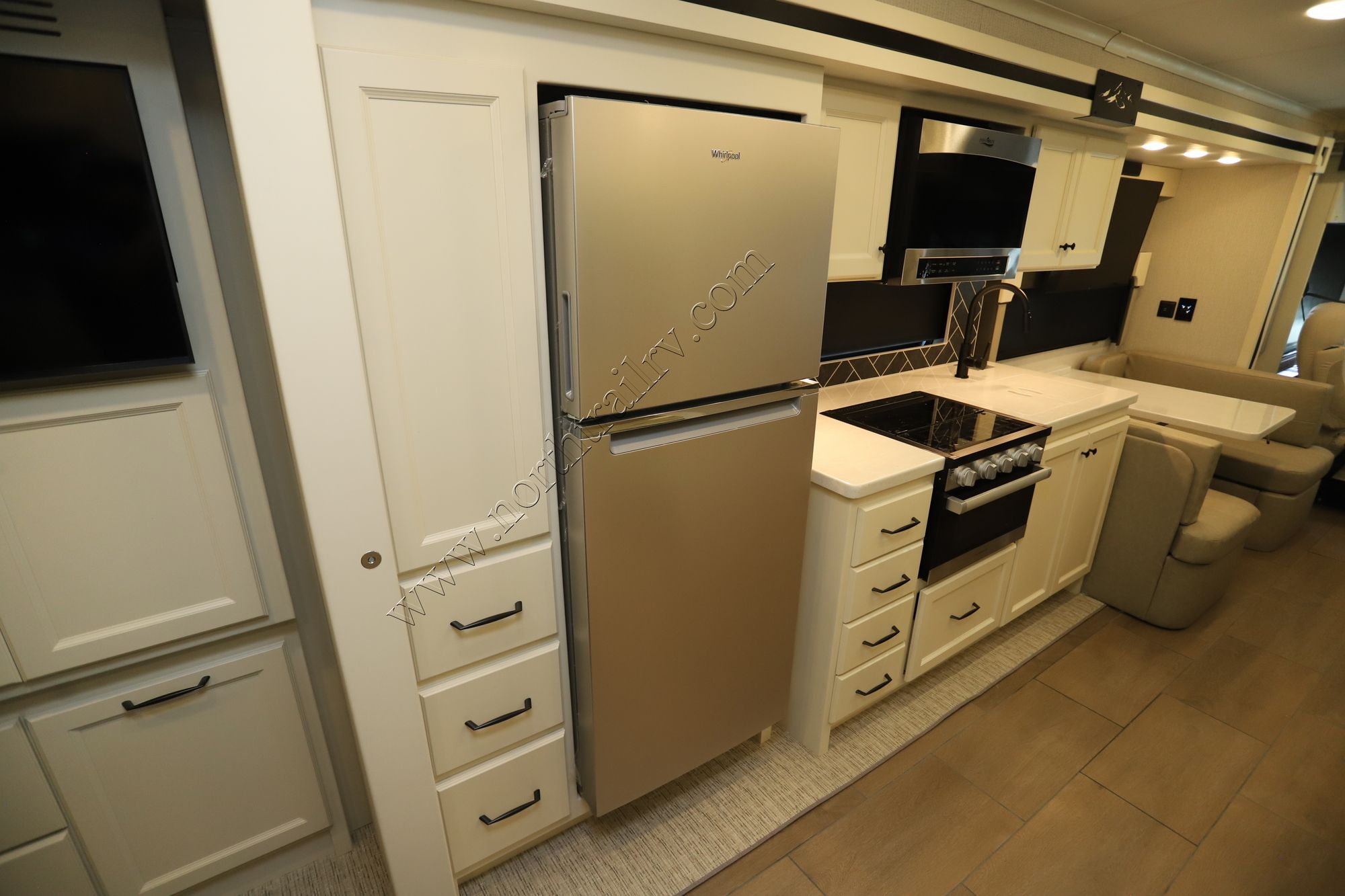 New 2026 Tiffin Motor Homes Allegro 29NA Class A  For Sale