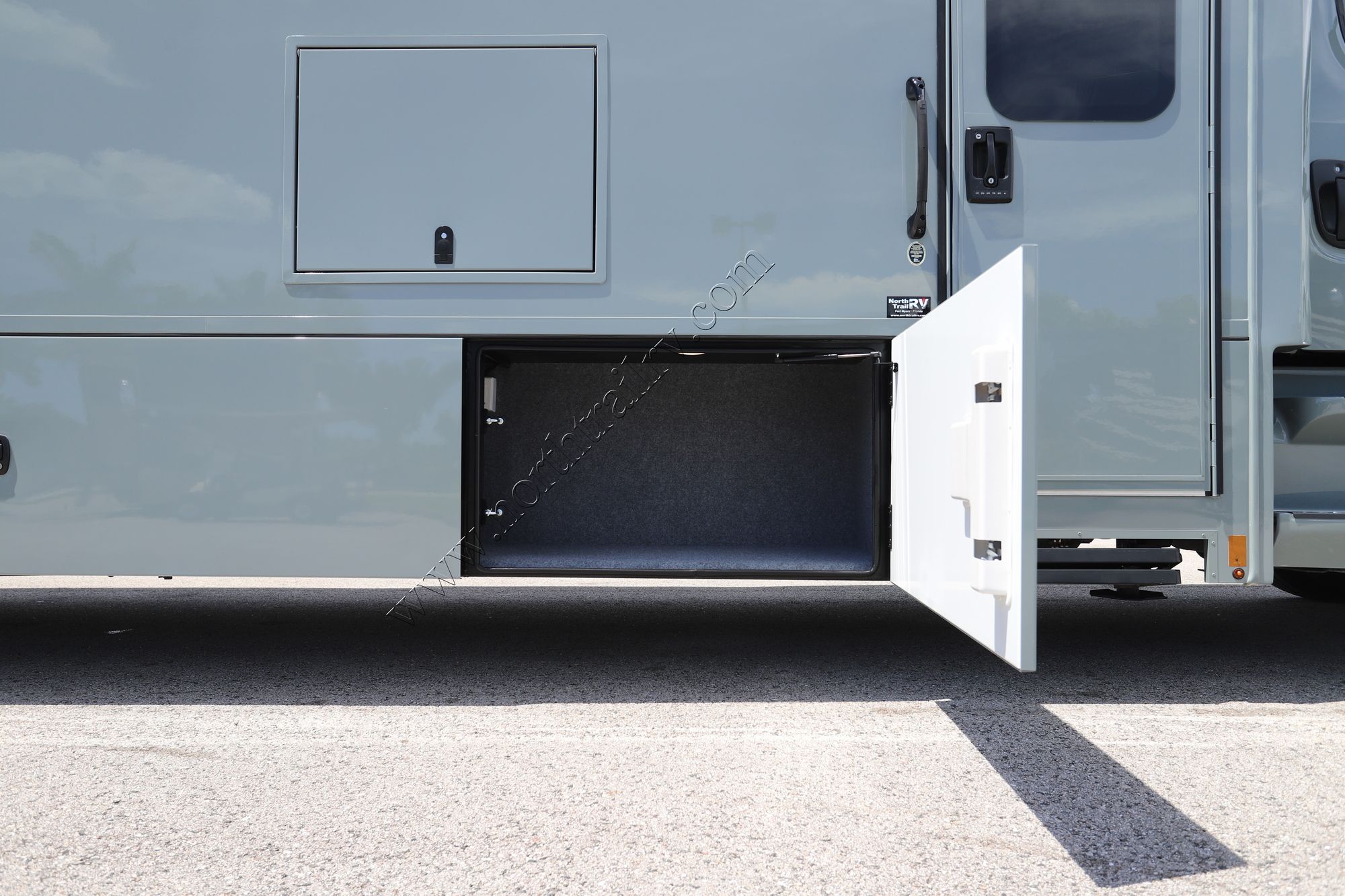 New 2026 Renegade Rv Verona 40VRB Super C  For Sale