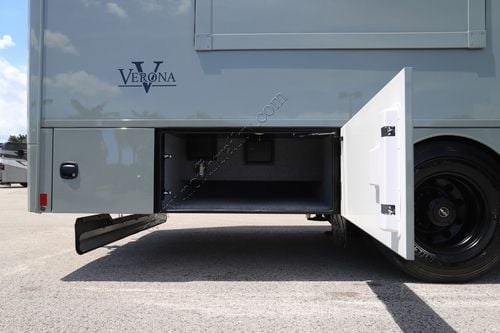 2026 Renegade Rv Verona 40VRB Super C
