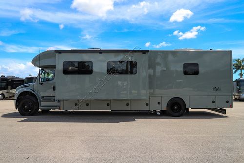 2026 Renegade Rv Verona 40VRB Super C