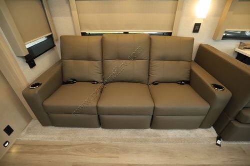 2026 Renegade Rv Verona 40VRB Super C