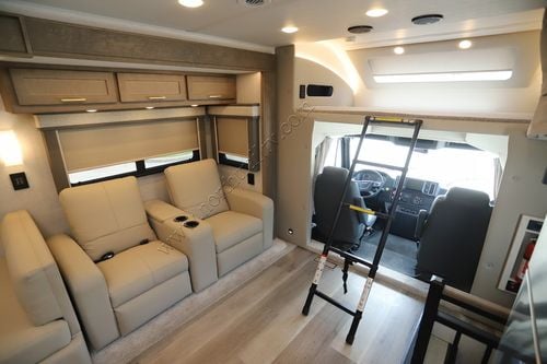 2026 Renegade Rv Valencia 39RB Super C