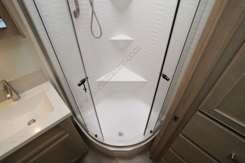 2026 Renegade Rv Verona 40VRB Super C