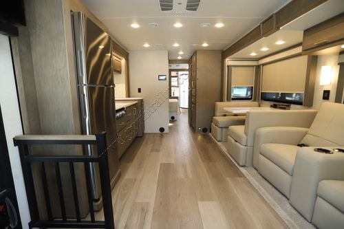 2026 Renegade Rv Valencia 39RB Super C