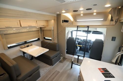 2026 Renegade Rv Verona 40VRB Super C