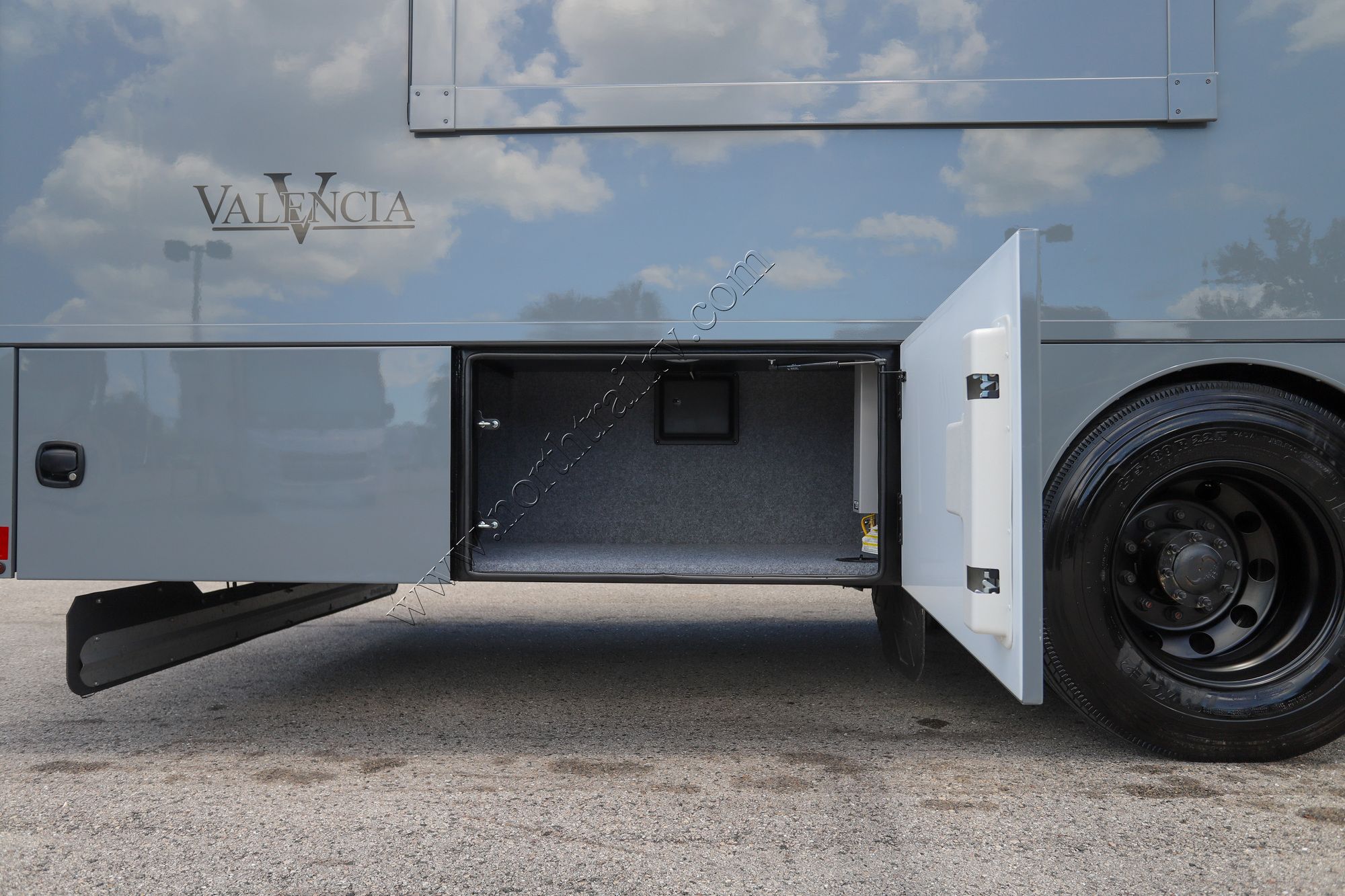 New 2026 Renegade Rv Valencia 39RB Super C  For Sale