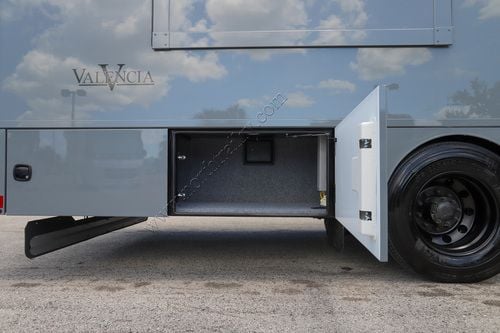 2026 Renegade Rv Valencia 39RB Super C