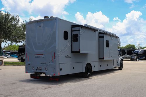 2026 Renegade Rv Valencia 39RB Super C