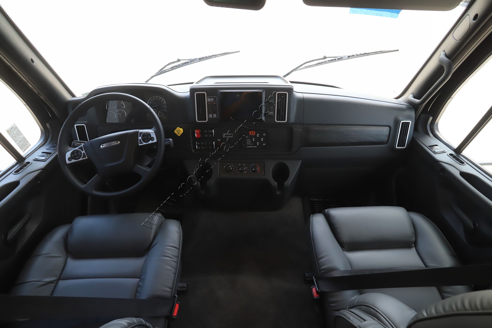 New 2026 Renegade Rv Valencia 39RB Super C  For Sale