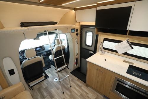2026 Tiffin Motor Homes Wayfarer 25XLW