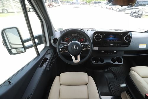 2026 Tiffin Motor Homes Wayfarer 25XLW