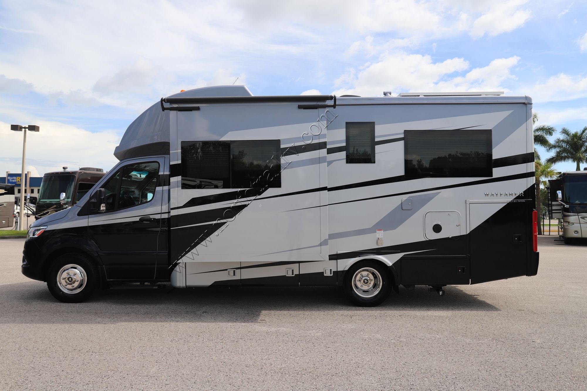 New 2026 Tiffin Motor Homes Wayfarer 25XLW Class C  For Sale