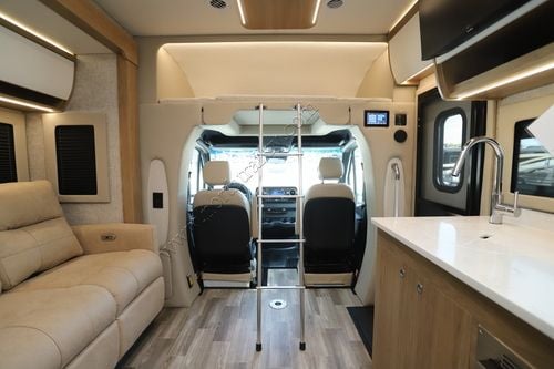 2026 Tiffin Motor Homes Wayfarer 25XLW