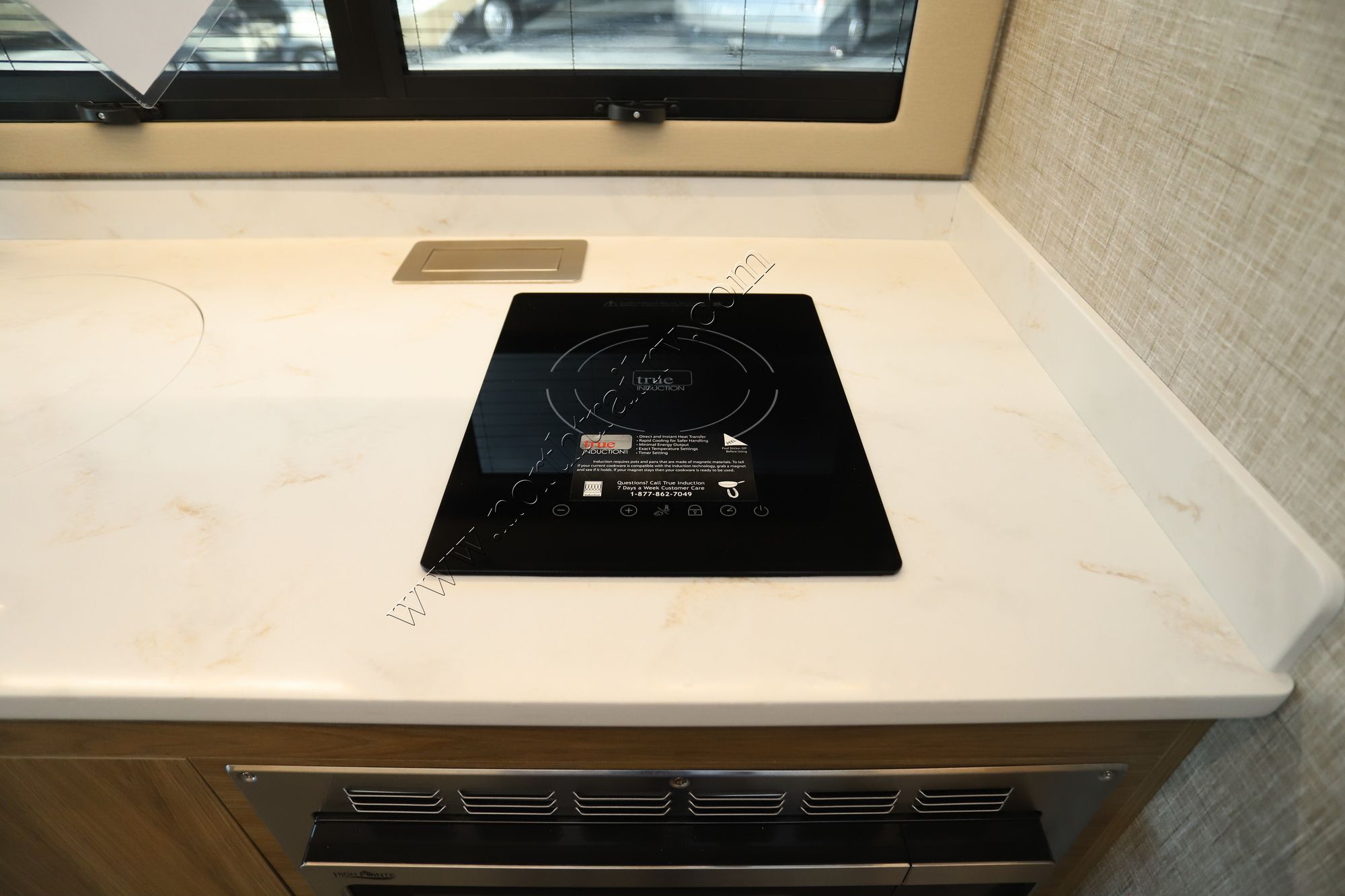 New 2026 Tiffin Motor Homes Wayfarer 25XLW Class C  For Sale