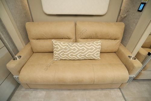2025 Tiffin Motor Homes Wayfarer 25RW