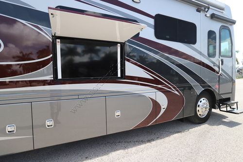 2022 Fleetwood Discovery Lxe 40M