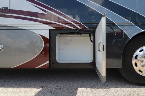 2022 Fleetwood Discovery Lxe 40M