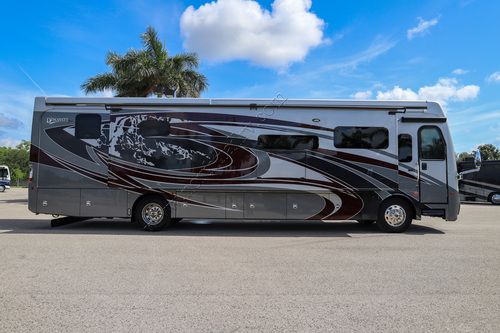 2022 Fleetwood Discovery Lxe 40M