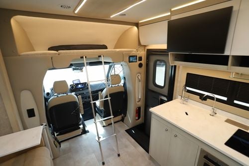 2025 Tiffin Motor Homes Wayfarer 25RW