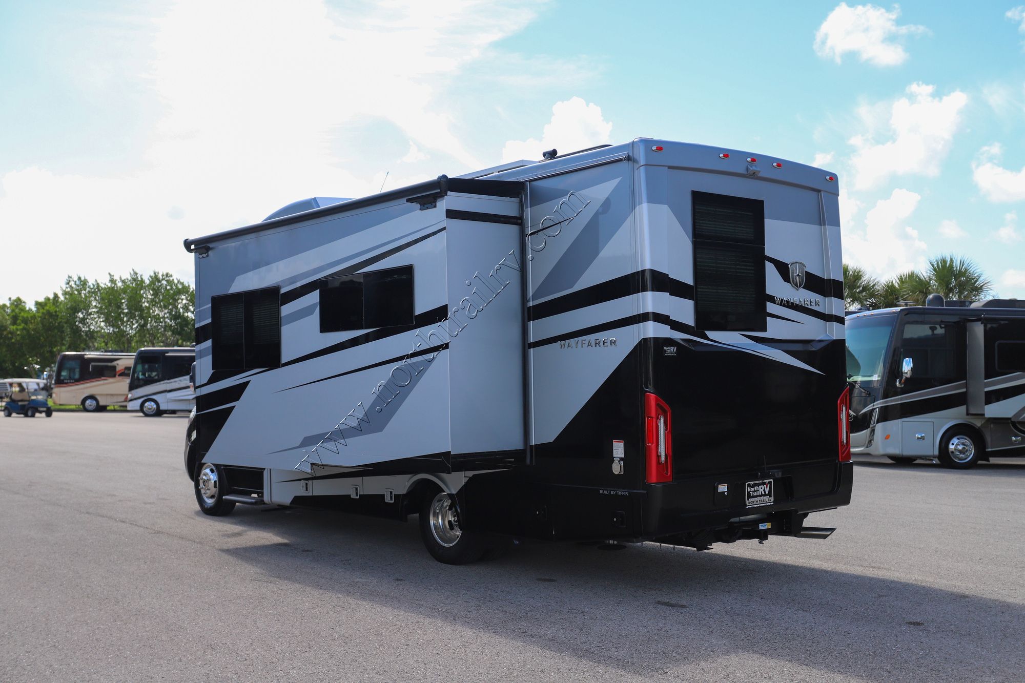 Used 2025 Tiffin Motor Homes Wayfarer 25RW Class C  For Sale