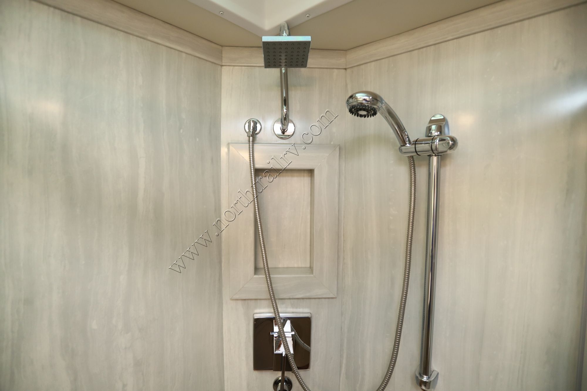 Used 2022 Newmar Ventana 4310 Class A  For Sale