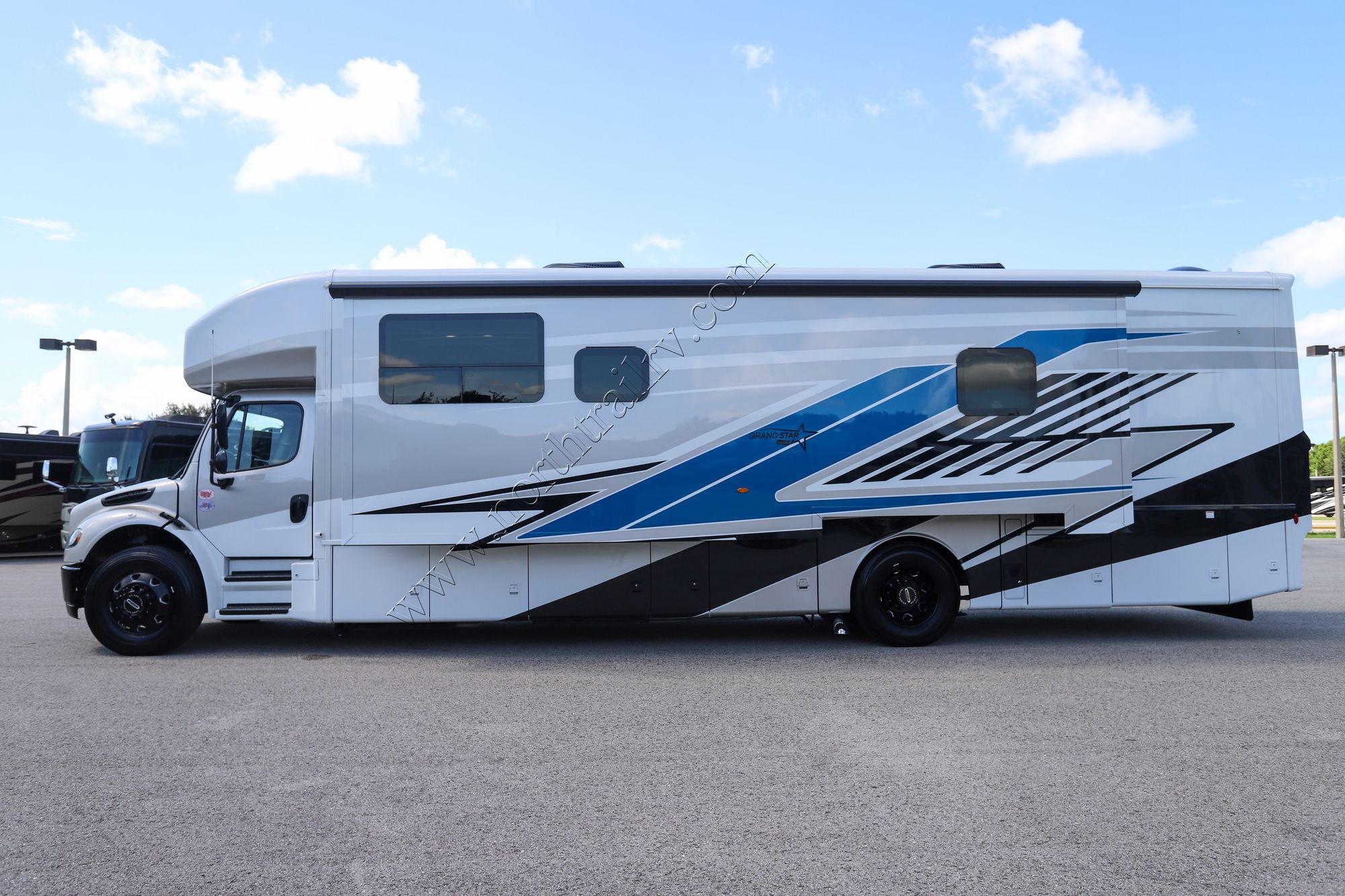 New 2026 Newmar Grand Star 3948 Super C  For Sale