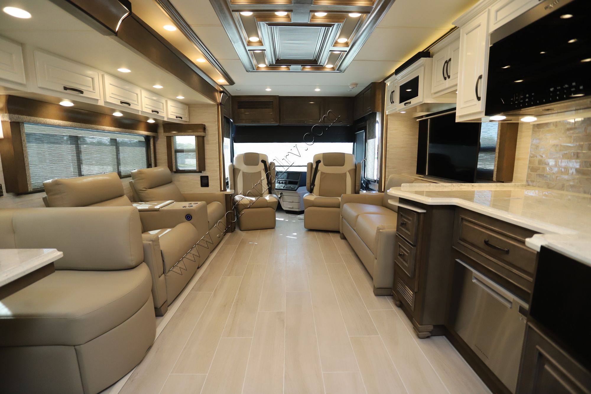 New 2026 Newmar Dutch Star 4081 Class A  For Sale