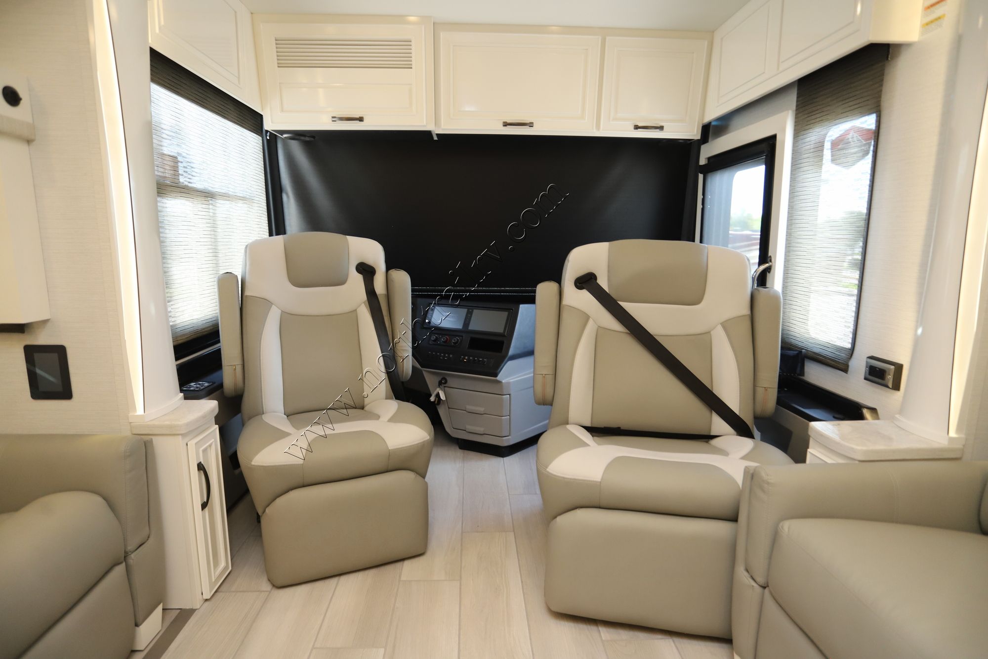 New 2026 Newmar Dutch Star 4369 Class A  For Sale