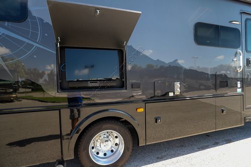 2025 Dynamax Isata 5 30FWD