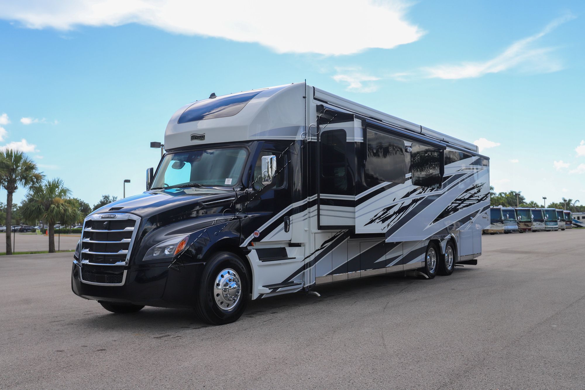 New 2026 Newmar Summit Aire 4505 Super C  For Sale