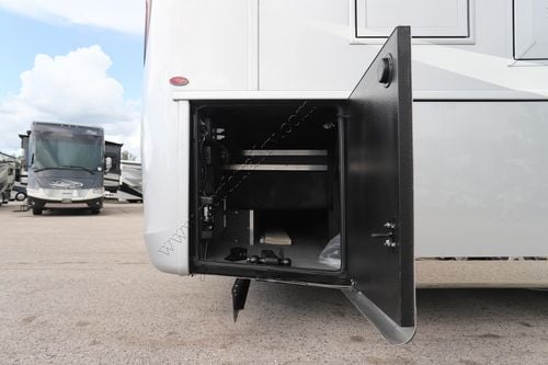 2026 Newmar Summit Aire 4505