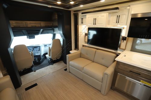 2026 Newmar Summit Aire 4505