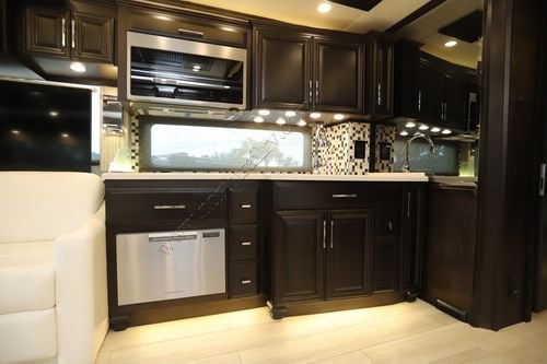 2022 Newmar Supreme Aire 4573 Super C