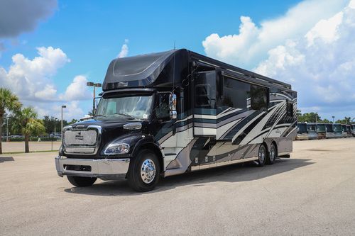2022 Newmar Supreme Aire 4573 Super C