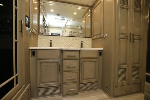 2023 Newmar Mountain Aire 4551