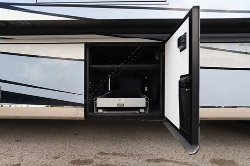 2023 Newmar Mountain Aire 4551