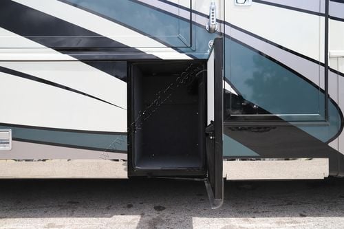 2022 Newmar Supreme Aire 4573 Super C