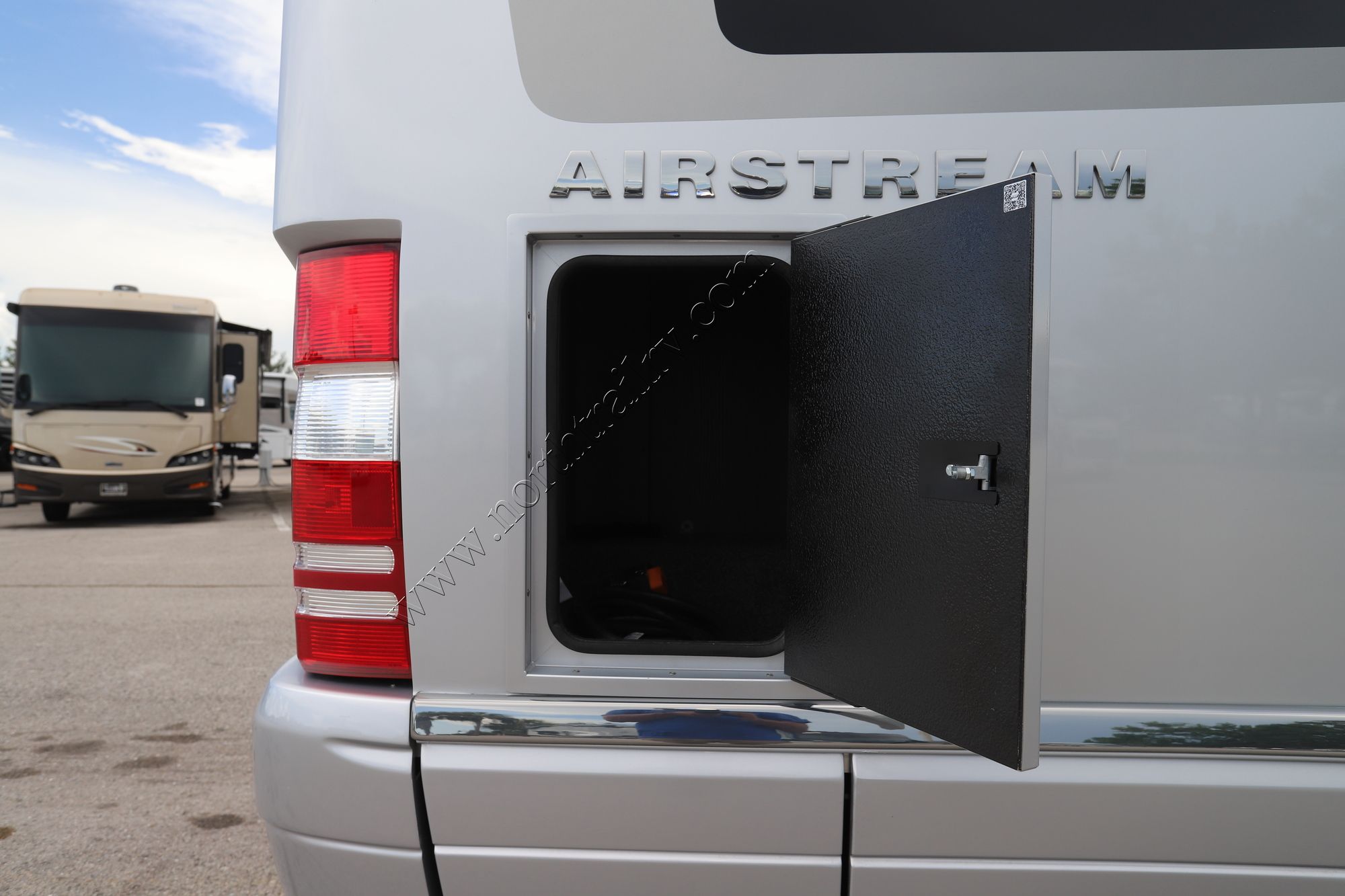 2023 Airstream Atlas E1 Class C Used  For Sale