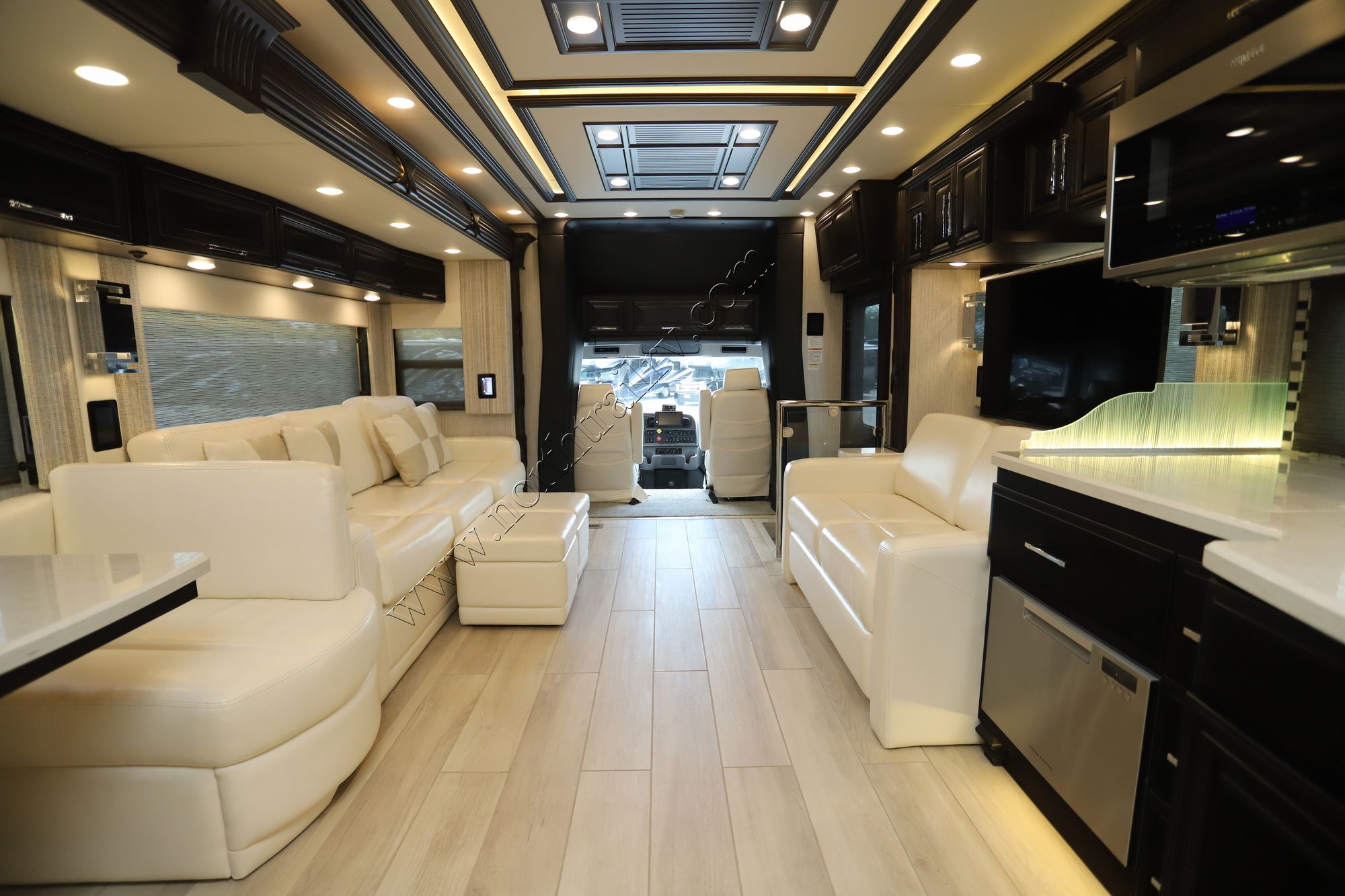 Used 2022 Newmar Supreme Aire 4573 Super C  For Sale