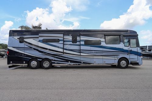 2023 Newmar Mountain Aire 4551