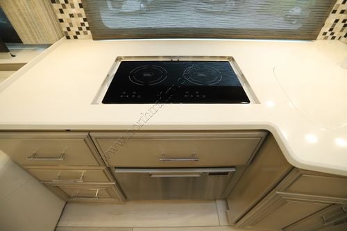 2023 Newmar Mountain Aire 4551