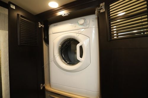 2022 Newmar Supreme Aire 4573 Super C