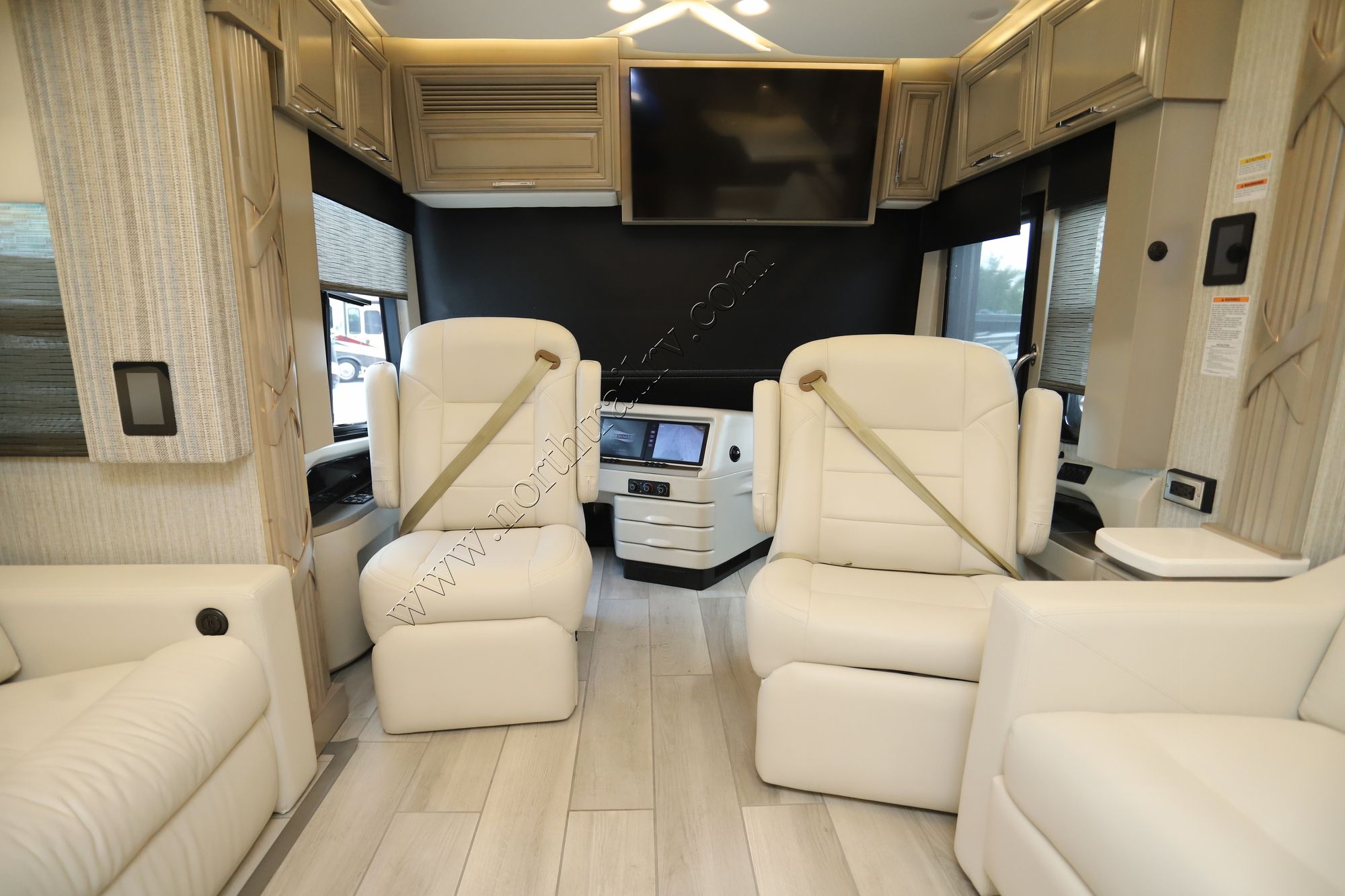 Used 2023 Newmar Mountain Aire 4551 Class A  For Sale