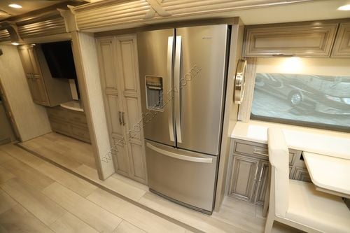 2023 Newmar Mountain Aire 4551