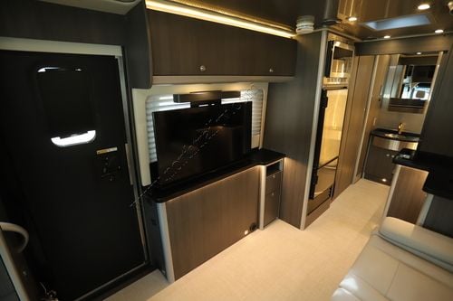 2023 Airstream Atlas E1