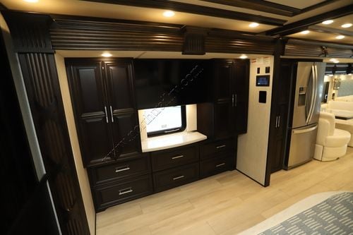 2022 Newmar Supreme Aire 4573 Super C