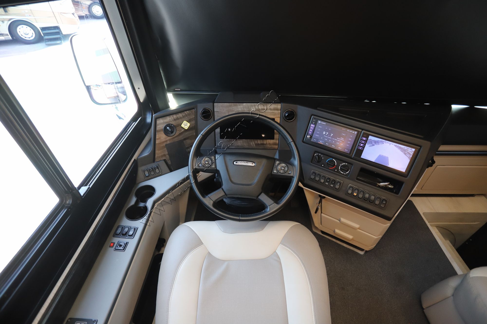 Used 2023 Newmar Dutch Star 4081 Class A  For Sale